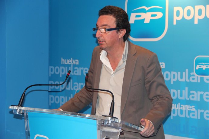 El Presidente Provincial Del PP, Manuel Andrés González.