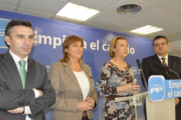 La Presidenta Del PP-Aragón Y Los Tres Presidentes Provinciales.