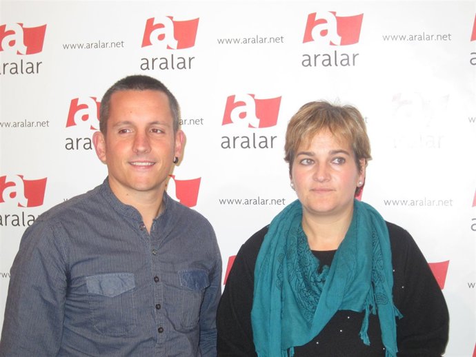 Dani Maeztu Y Rebeka Ubera, Dirigentes De Aralar