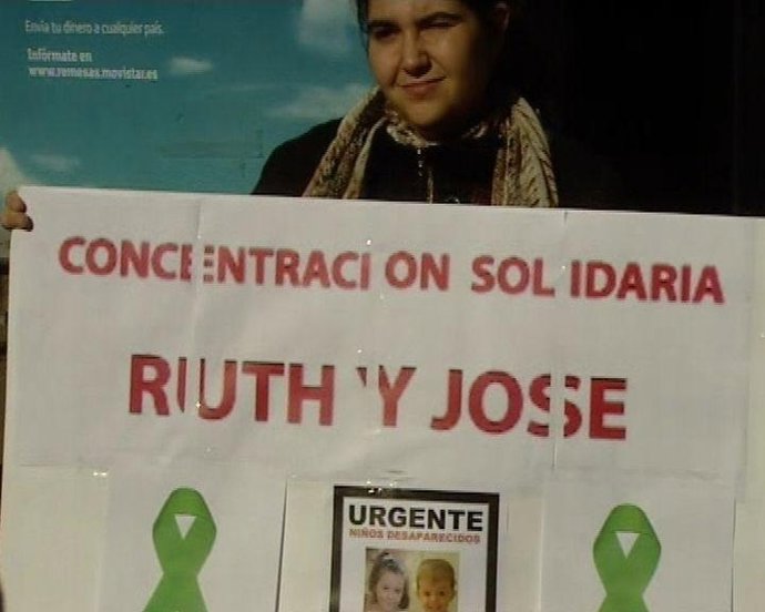 Concentración Por Los Niños De Córdoba En Sol