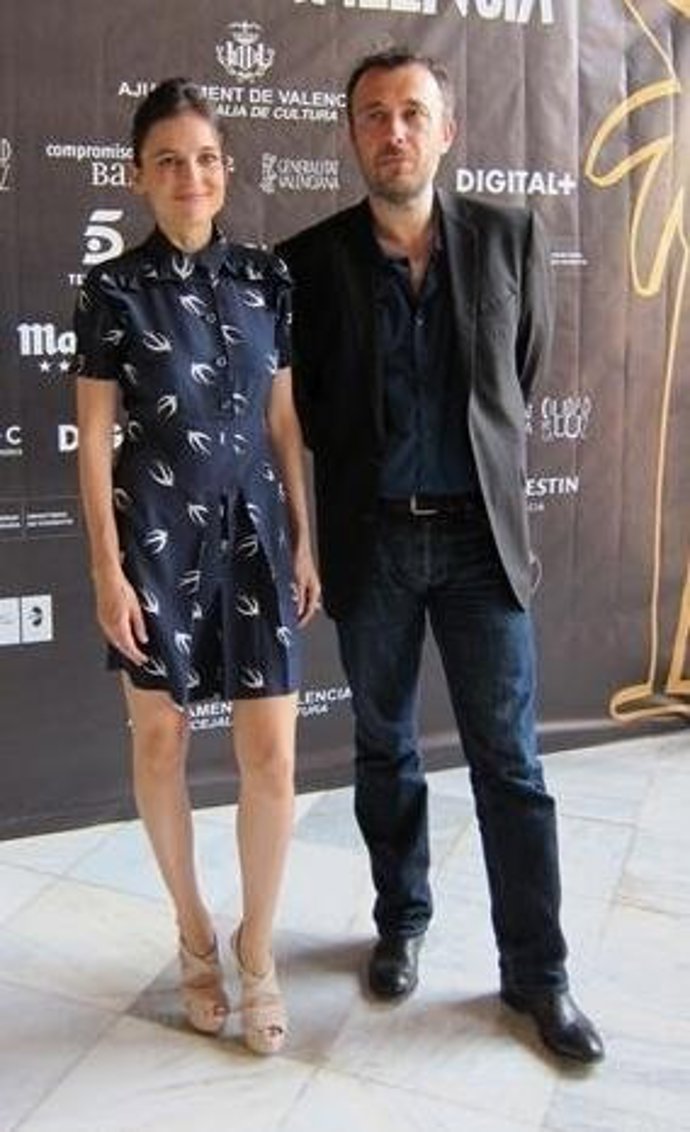 Elena Anaya Con Fred Cavayé