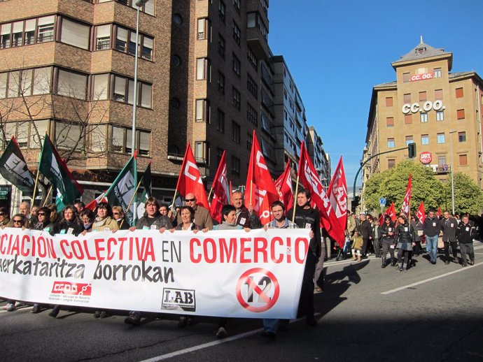 Manifestación Contra El Bloqueo De Convenios En El Comercio.