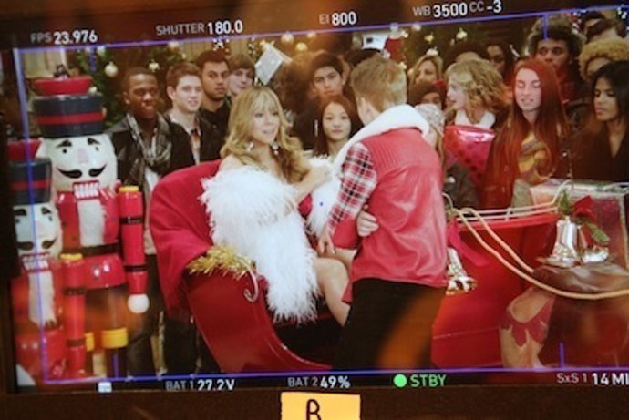 Mariah Carey Y Justin Bieber En Navidad