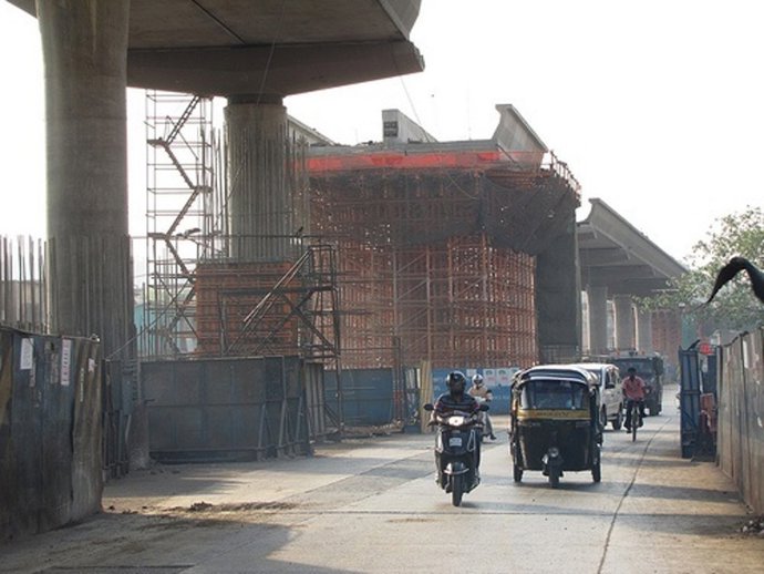 Construcción Metro De Mumbai En India
