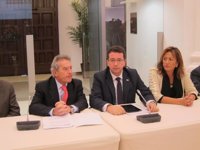 Fernando Manzano garantiza que el Presupuesto de Extremadura para 2012 estará aprobado antes del 20 de enero