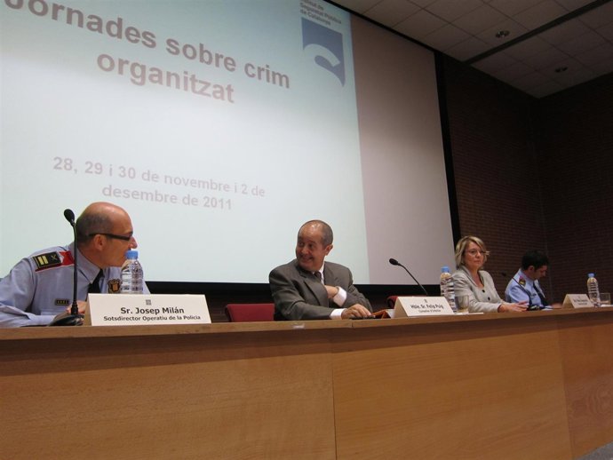 El Conseller De Interior Felip Puig Abre Jornadas Sobre Crimen Organizado
