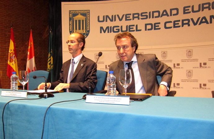 Fernández Antolín Y De Santiago Juárez Inauguran Un Curso En La UEMC
