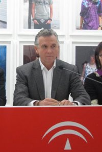 Andalucía10.- Plata destaca que los Patios aún pueden optar en marzo a Patrimonio de la Humanidad