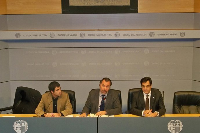 Elaboradores Del Anuario Vasco De Inmigración