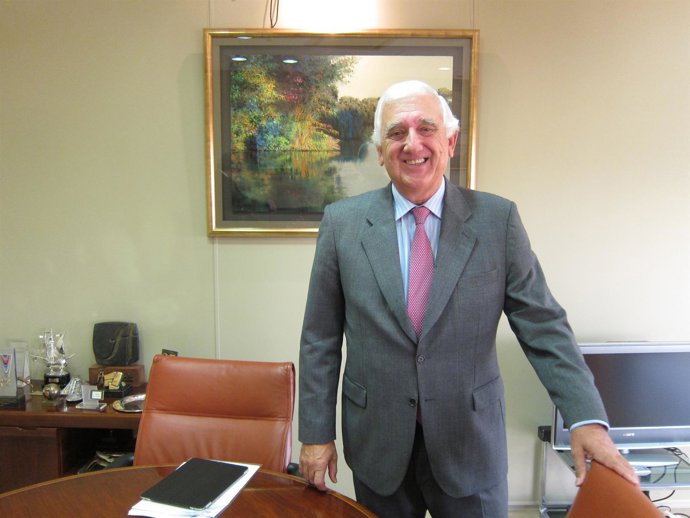 El Presidente De La CEA, Santiago Herrero