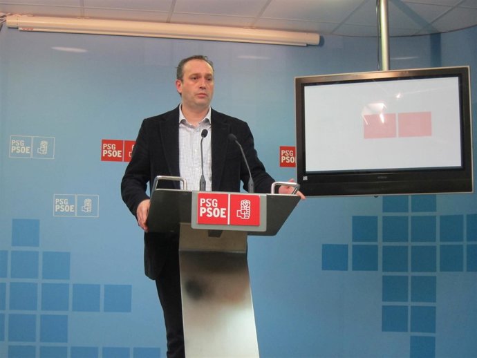 El Secretario De Organización Del Psdeg, Pablo García, En Rueda De Prensa