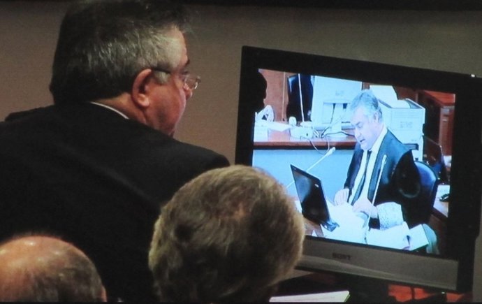 Juan Antonio Roca Declarando En El Juicio Del Caso 'Malaya'