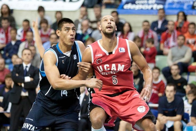 Gustavo Ayón Jugador Del Mes