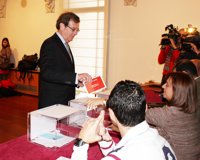 Collado se muestra "optimista" y espera un resultado que confirme "sus expectativas"