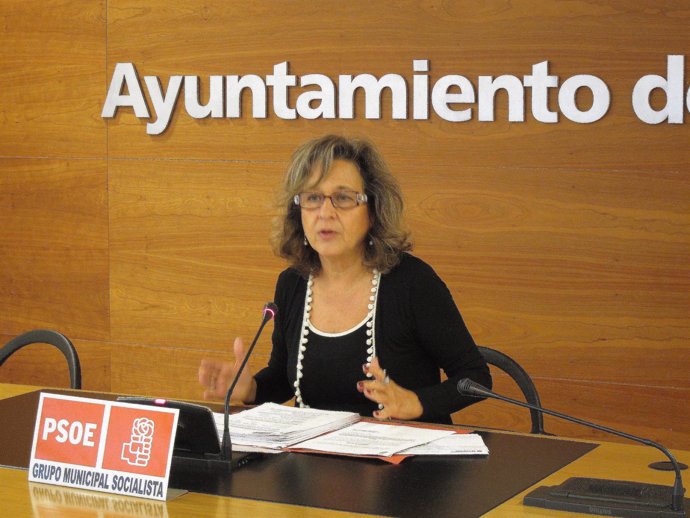 La Concejala Del PSOE Concha Arribas