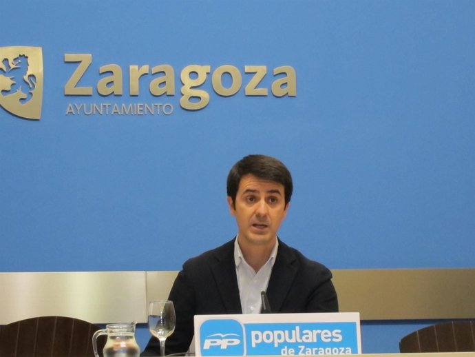 Pedro Navarro En La Sala De Prensa