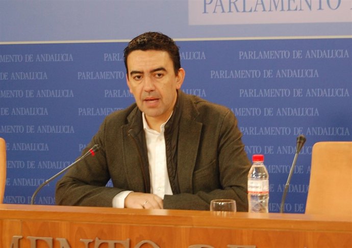 Mario Jiménez, Hoy En Rueda De Prensa