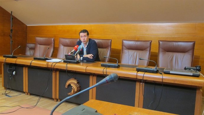 El Diputado Del PP Iñigo Fernández