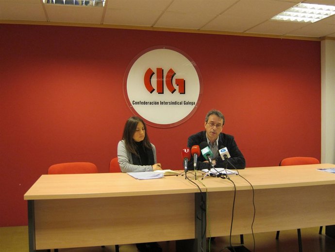 Anxo Louzao (CIG) Denuncia Recortes Presupuestarios En Educación