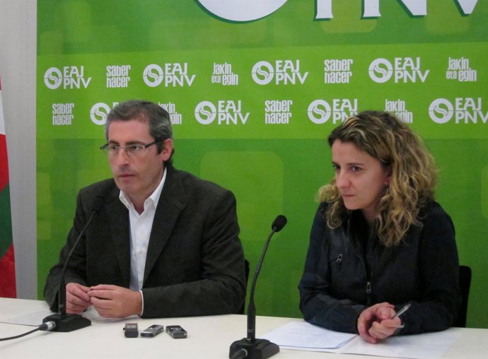 Markel Olano E Itziar Agirre (PNV)