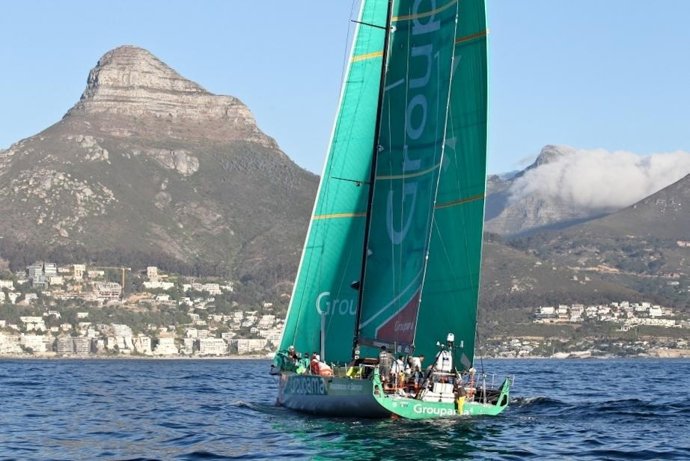 El 'Groupama' Completa El Podio De La Primera Etapa