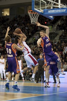 El Valencia Basket Vence Al Lukoil