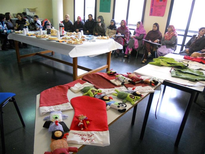 Entrega Diplomas. Mujeres Inmigrantes, Artensanía