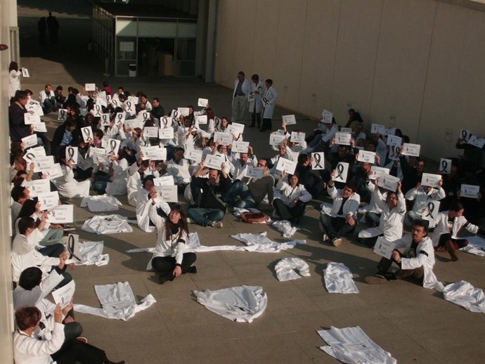 Sentada De Trabajadores Del CIPF