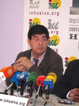 El Coordinador General De IULV-CA, Diego Valderas