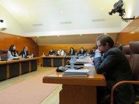 PGC.PSOE-PRC creen que "nadie se libra de la tijera" en las cuentas "ni-ni" de Presidencia, que dice que son las mejores