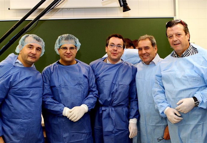 Imagen Del Equipo De Cirugía Ortopédica Del Hospital General De Alicante