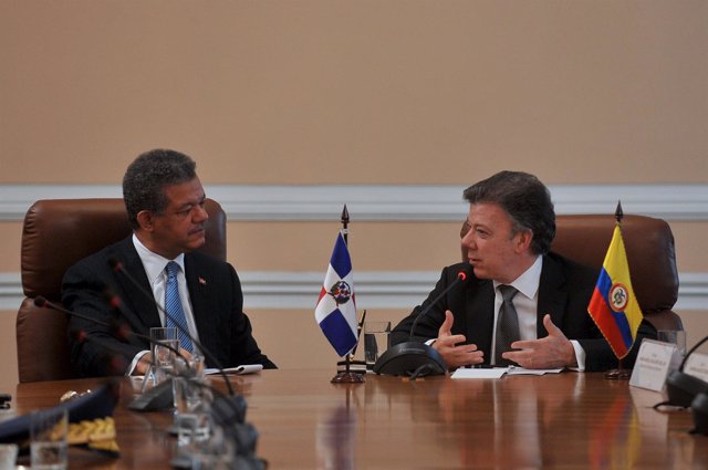 Leonel Fernández Y Juan Manuel Santos