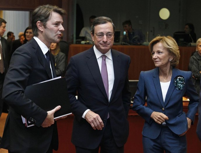 La Vicepresidenta Económica En Funciones, Elena Salgado, En El Ecofin