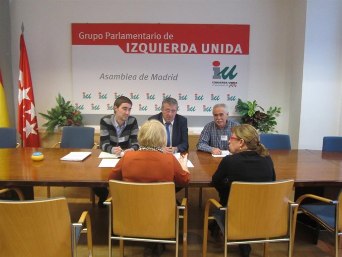 Reunión De IU Para Tratar El Asunto Del Tranvía