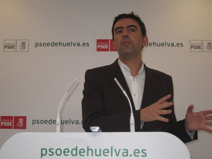 El Portavoz Del Grupo Socialista En El Parlamento Andaluz, Mario Jiménez.