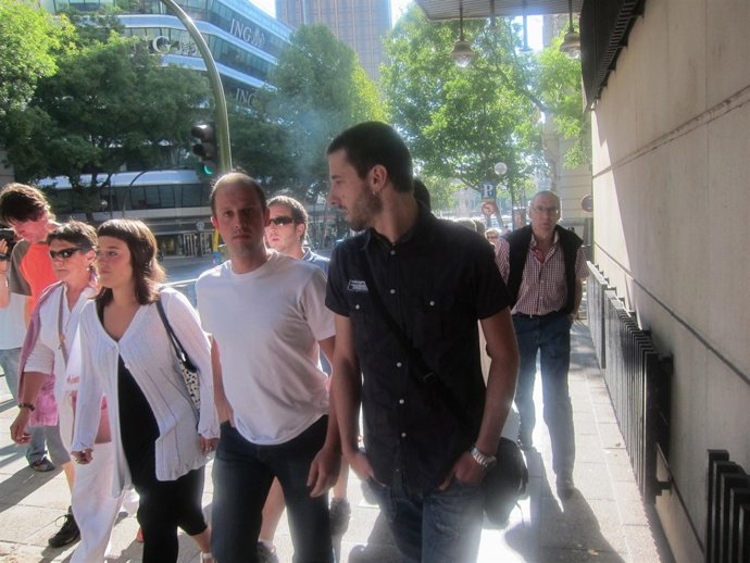 El Alcalde De Leitza, Oier Eizmendi, A Su Llegada A La Audiencia Nacional 