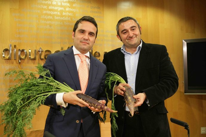 El Diputado Jacobo Florido Y El Alcalde De Cuevas Bajas, Manuel Ginés