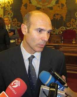 Juan Seva, Concejal Del Ayuntamiento De Alicante