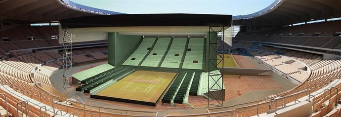 Cubierta De La Copa Davis En El Estadio De La Cartuja En Sevilla