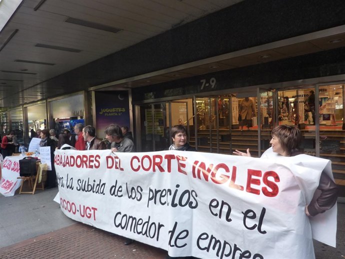 PROTESTA TRABAJADORES DE EL CORTE INGLÉS