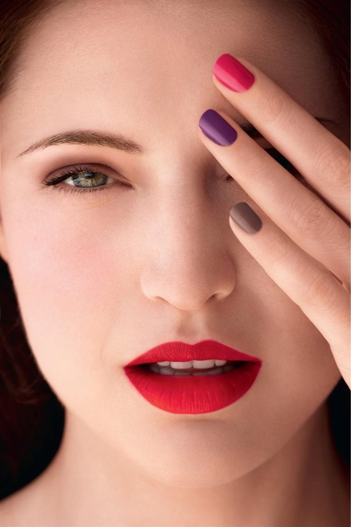 Imagen Nota De Prensa Esmaltes De Uñas