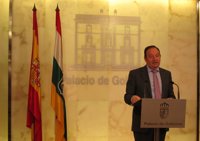 Sanz afirma que la atención a ciudadanos de Rioja Alavesa "es un problema del País Vasco" y no de La Rioja