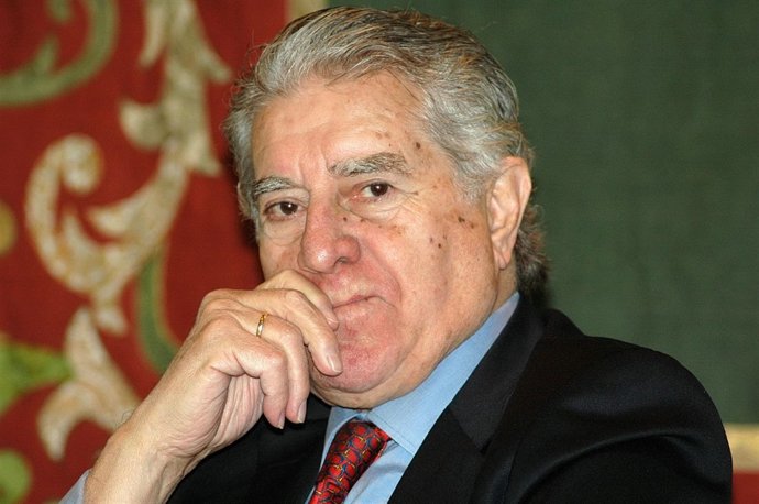 Urbano González