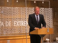 Monago está "convencido" de que se ampliará a "más allá de cinco años" el plazo para las devoluciones de la deuda