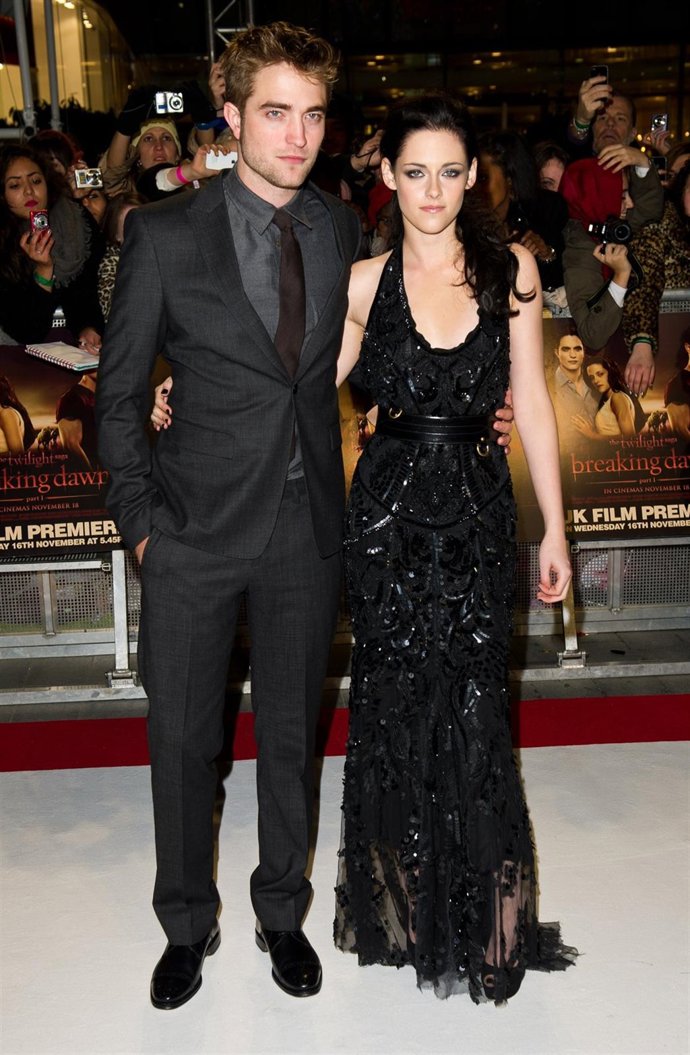 Rober Pattinson Y Kristen Stewart