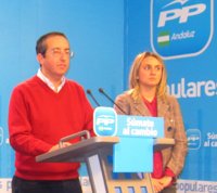 PP-A asegura que Rajoy "mantiene su compromiso de aplazar" la devolución al Estado de los anticipos por parte de cc.aa