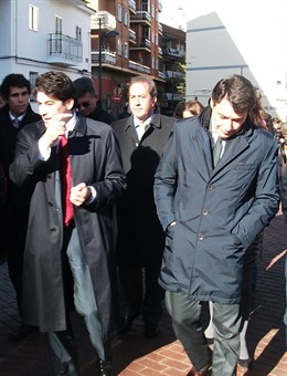 Ignacio González Durante Su Visita A Alcorcón