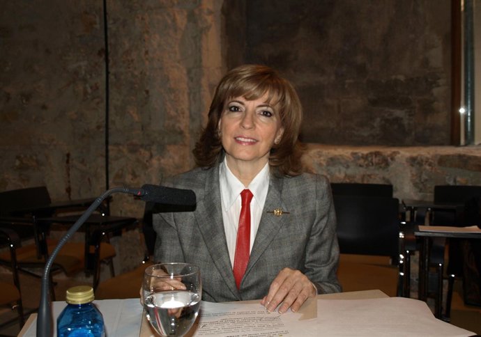  La Directora De Orquesta Mercedes Padilla     