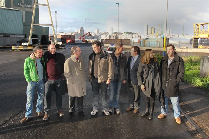 El alcalde de A Coruña visita el rodaje de Invasor