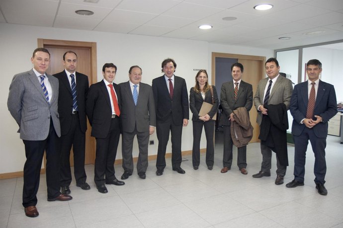 Reunión Gobierno Y Constructores